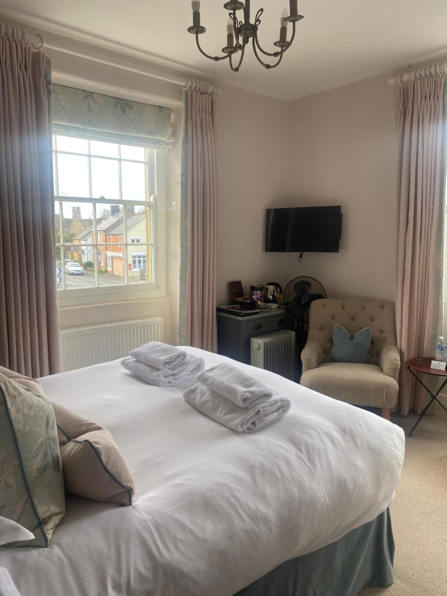 The Seagrave Arms Hotel Weston Subedge Eksteriør billede