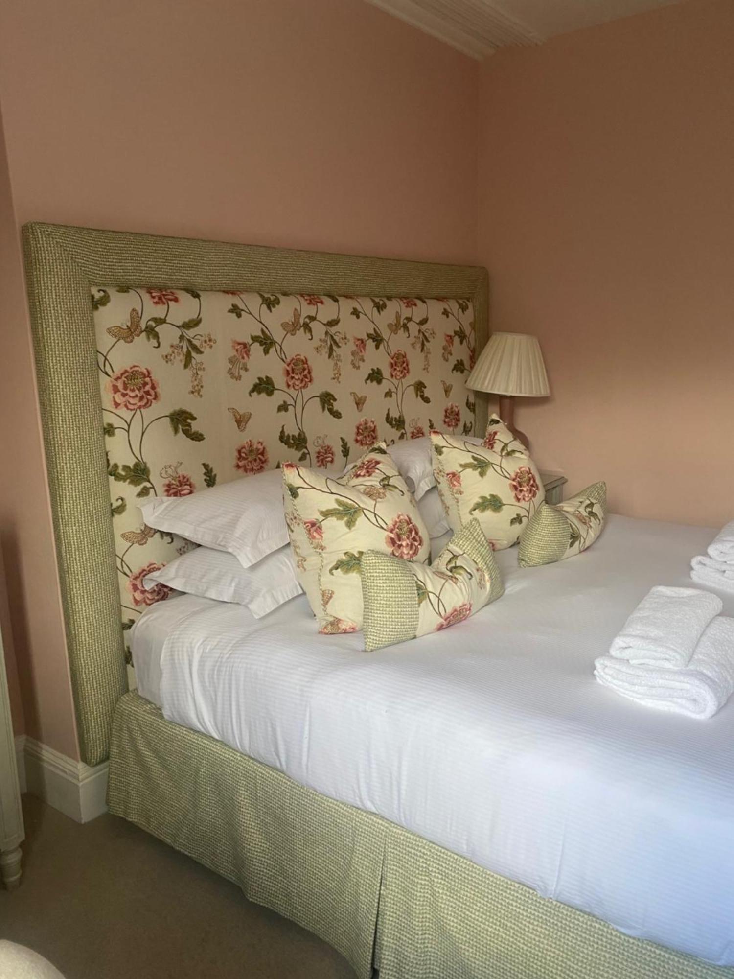 The Seagrave Arms Hotel Weston Subedge Eksteriør billede