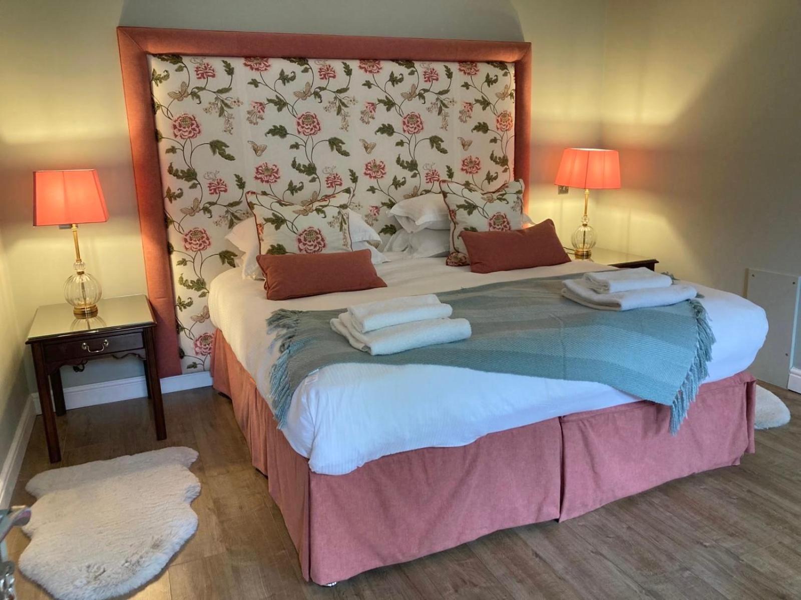The Seagrave Arms Hotel Weston Subedge Eksteriør billede